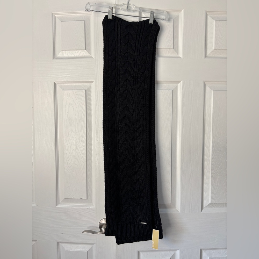 NWT Michael Kors Knit Scarf, Black
